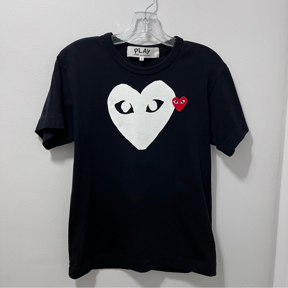 COMME DES GARÇONS PLAY DOUBLE - HEART T-SHIRT - Picture 2 of 9